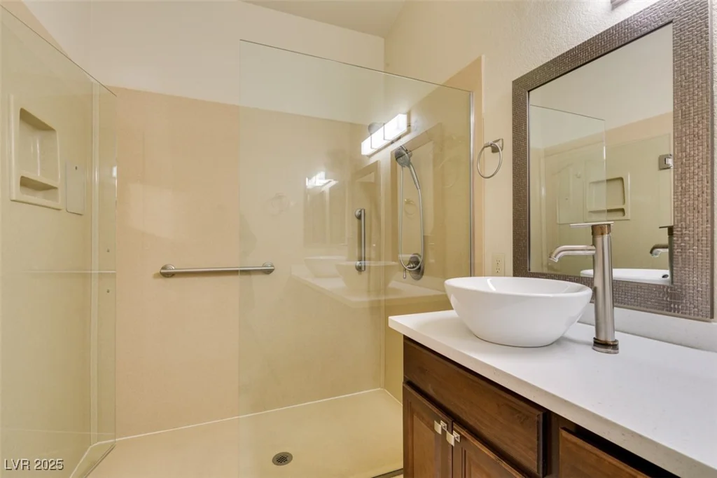 8301 Boseck, Las Vegas, NV 89145
