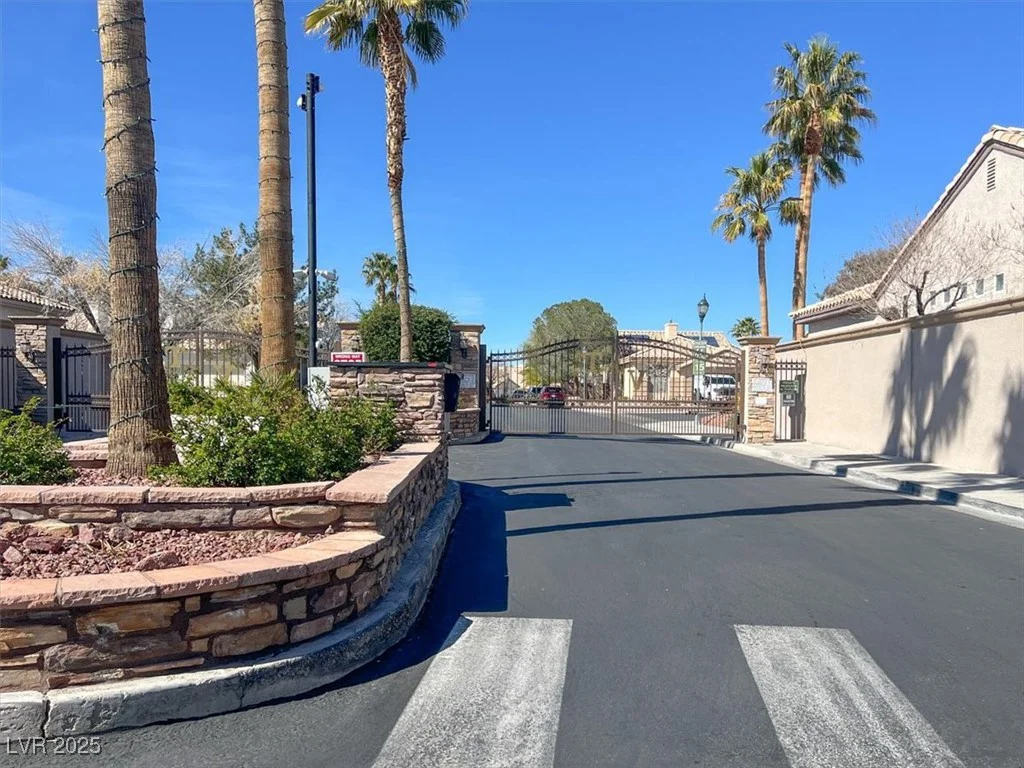 3505 Tuscany Village, Las Vegas, NV 89129