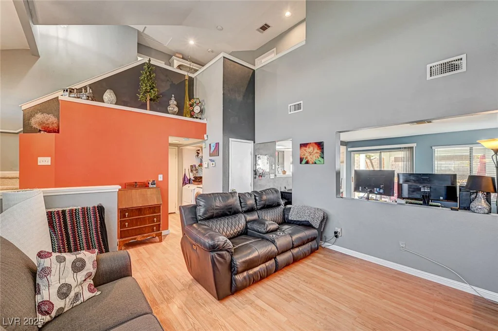 5871 Trailblazer, North Las Vegas, NV 89031