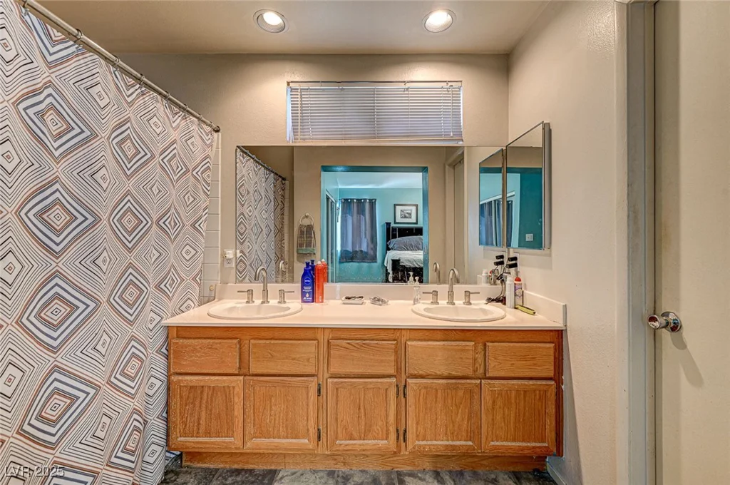 5871 Trailblazer, North Las Vegas, NV 89031