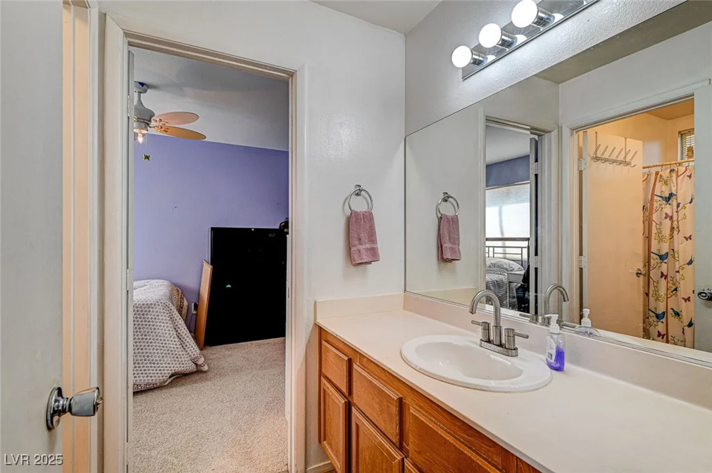 5871 Trailblazer, North Las Vegas, NV 89031