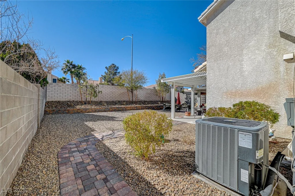 5871 Trailblazer, North Las Vegas, NV 89031