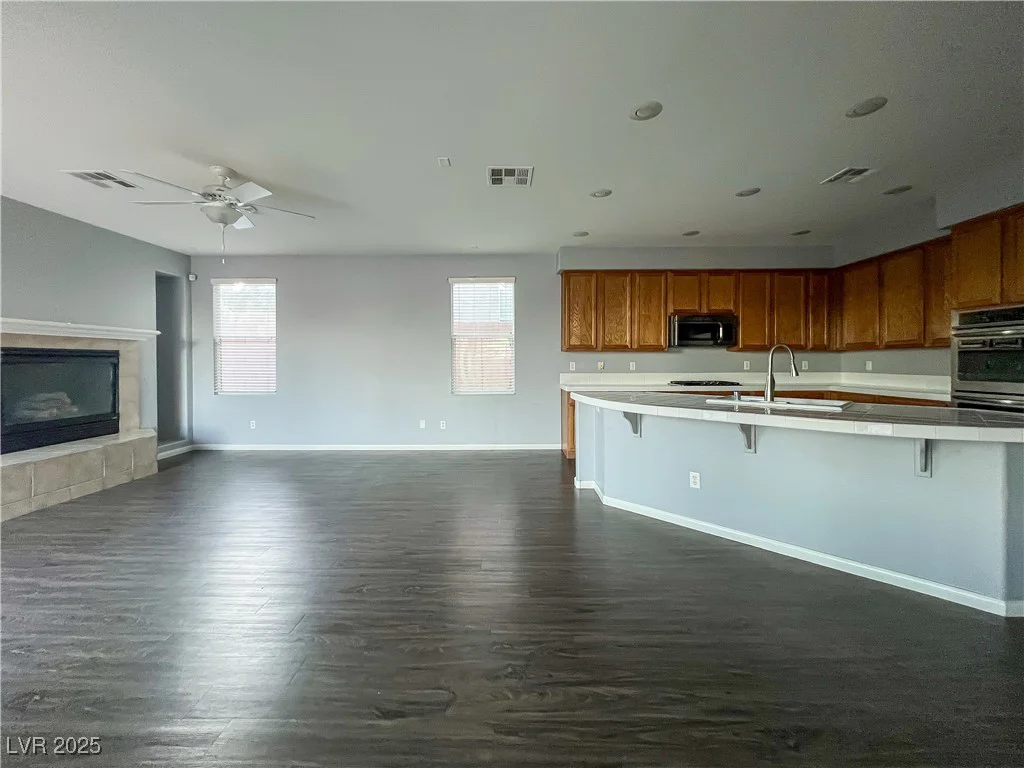 10105 Prattville, Las Vegas, NV 89148