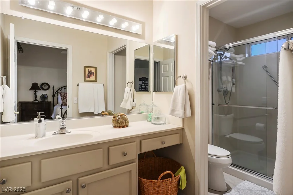 2636 Highvale, Las Vegas, NV 89134