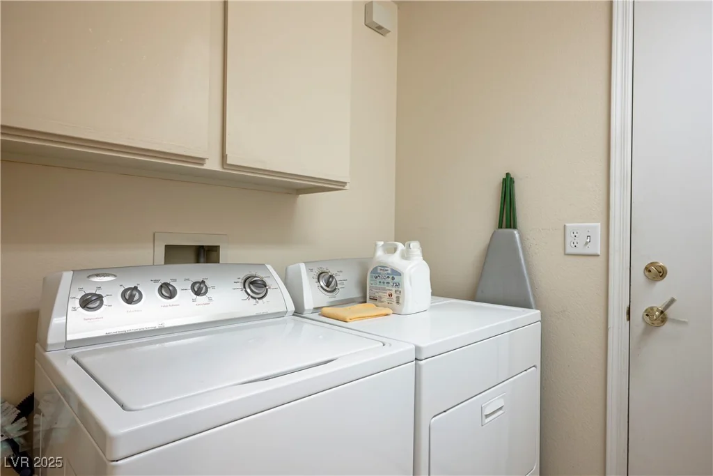 2636 Highvale, Las Vegas, NV 89134