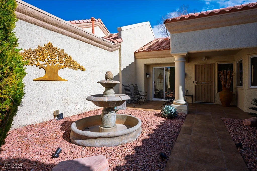 2636 Highvale, Las Vegas, NV 89134