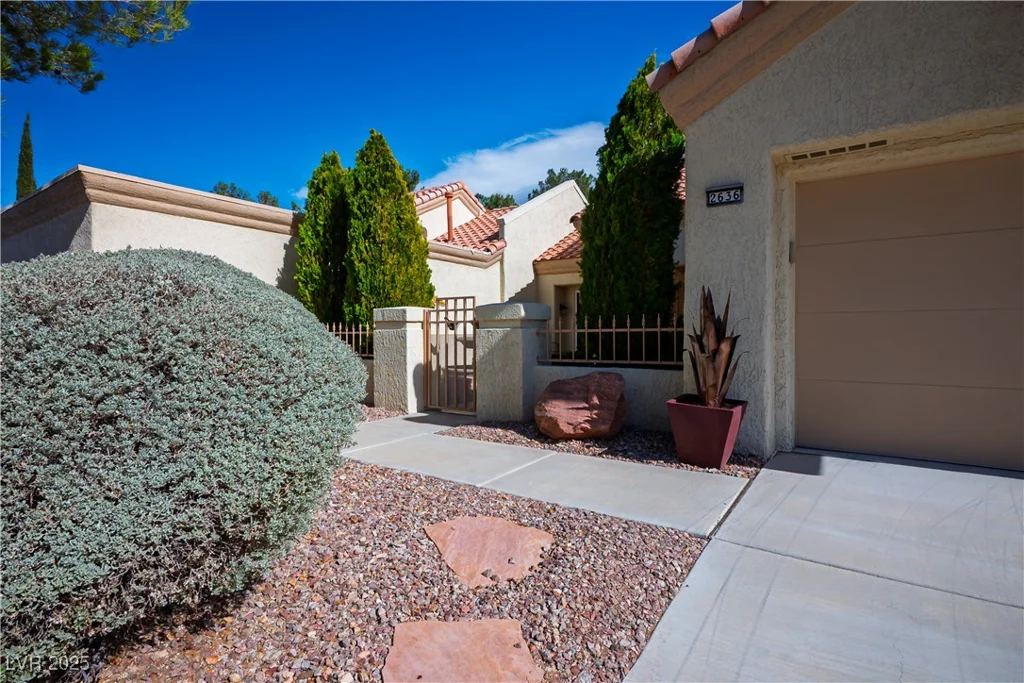 2636 Highvale, Las Vegas, NV 89134
