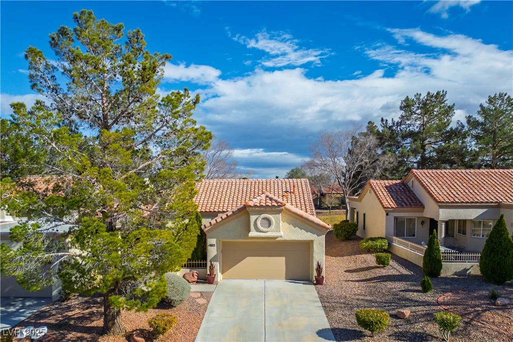 2636 Highvale, Las Vegas, NV 89134