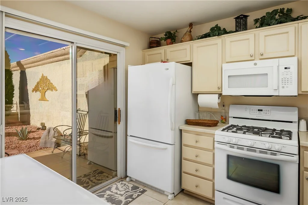 2636 Highvale, Las Vegas, NV 89134