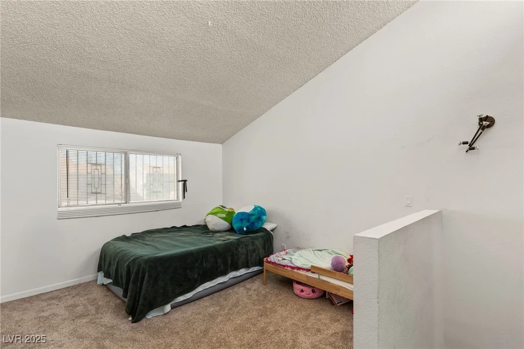5166 Gray, Las Vegas, NV 89119