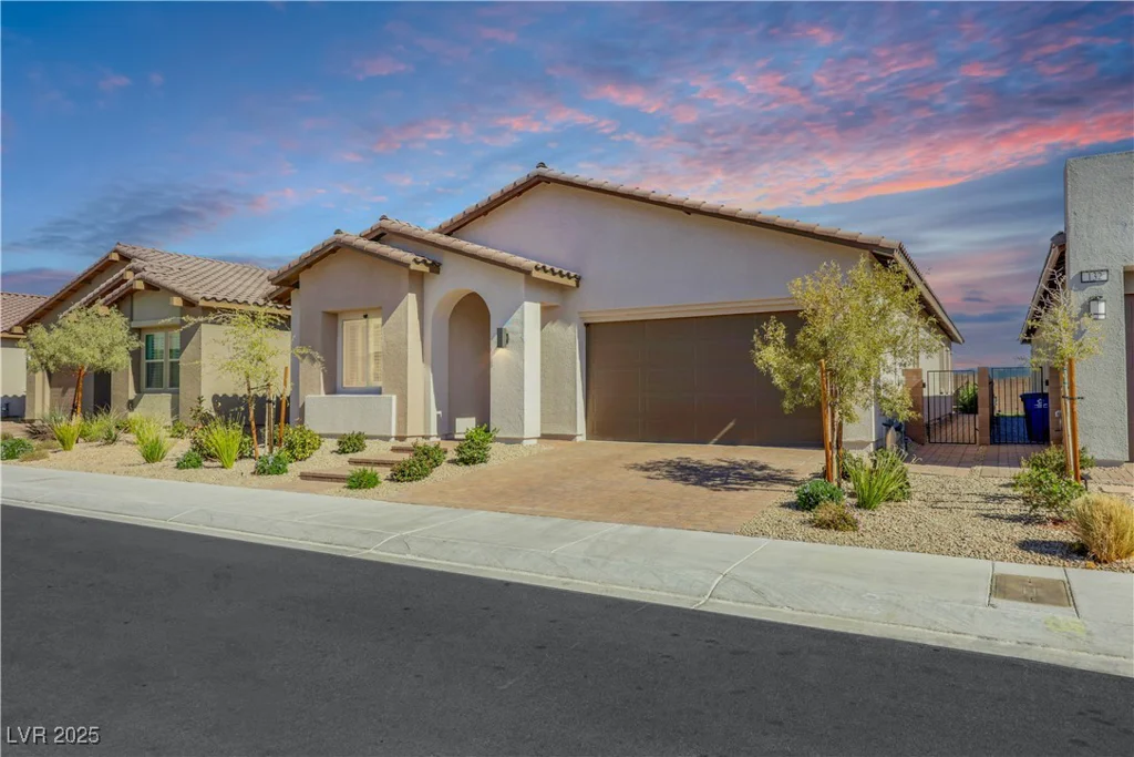 144 Sarabeth, Las Vegas, NV 89138