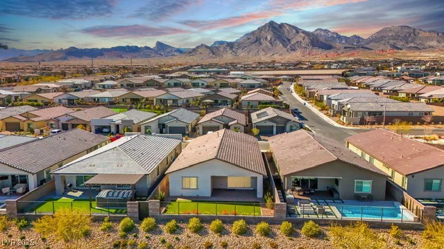 144 Sarabeth, Las Vegas, NV 89138