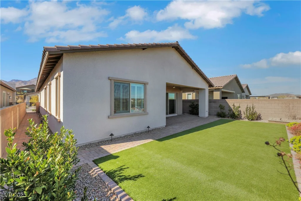 144 Sarabeth, Las Vegas, NV 89138