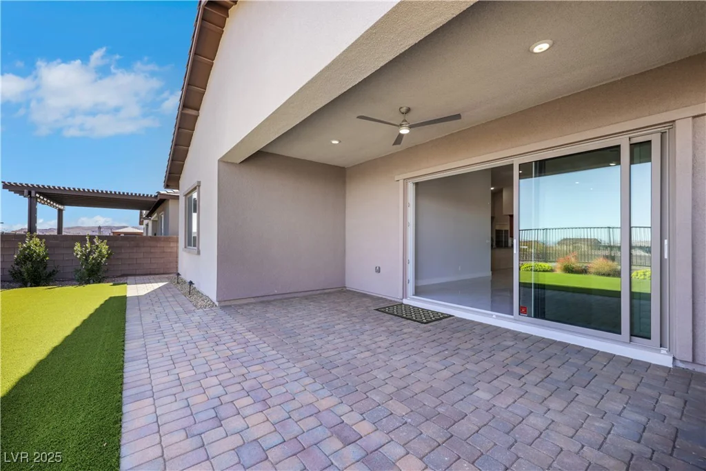 144 Sarabeth, Las Vegas, NV 89138