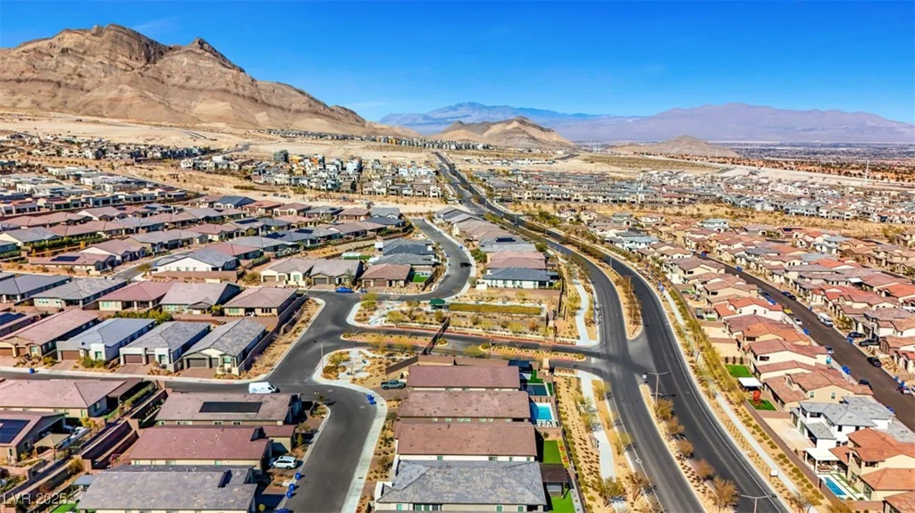 144 Sarabeth, Las Vegas, NV 89138