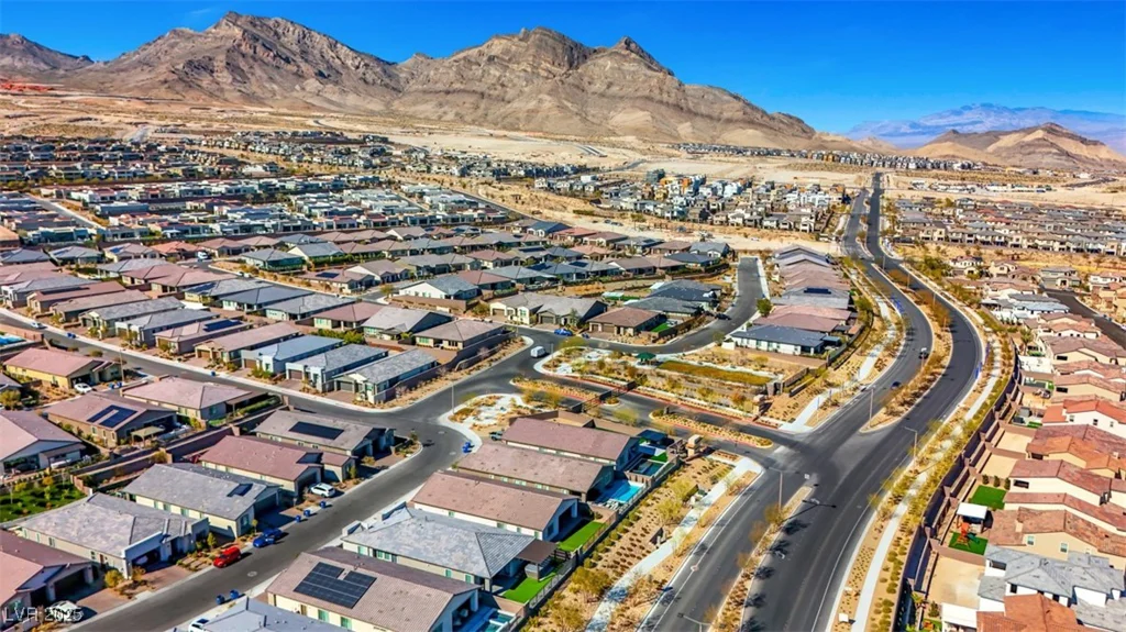 144 Sarabeth, Las Vegas, NV 89138