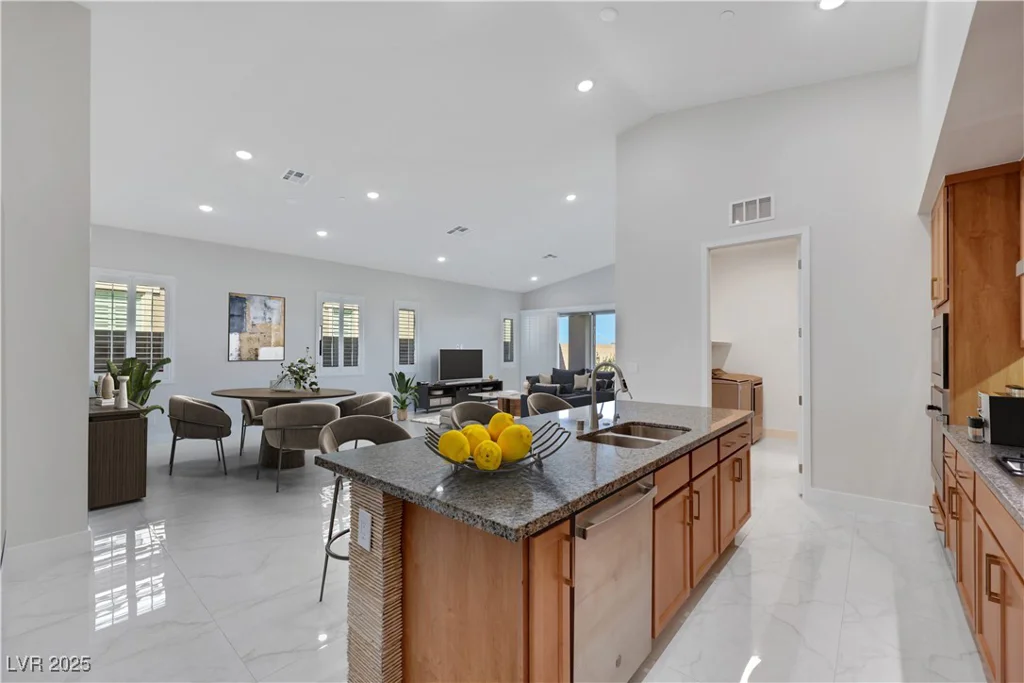 144 Sarabeth, Las Vegas, NV 89138