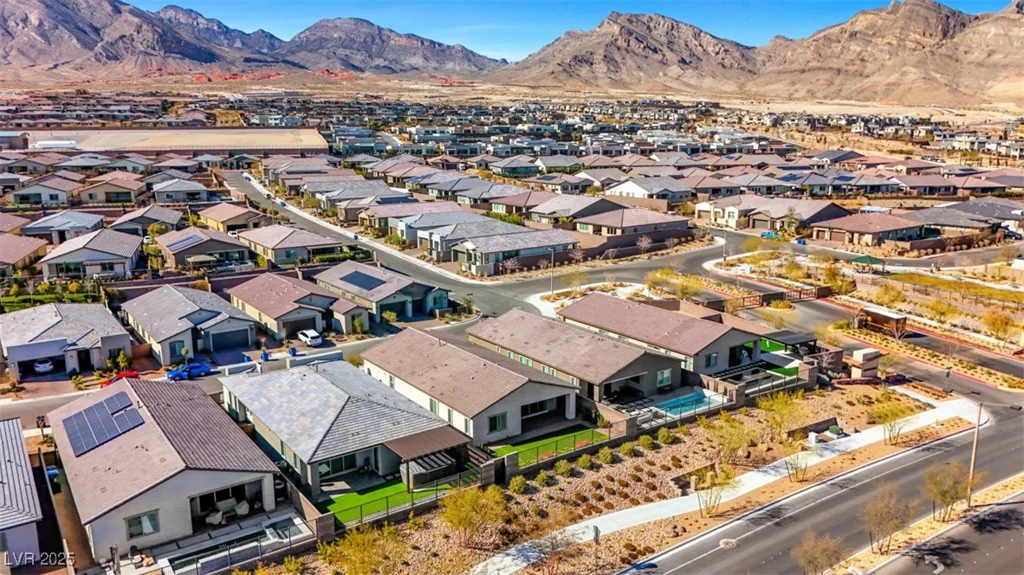 144 Sarabeth, Las Vegas, NV 89138