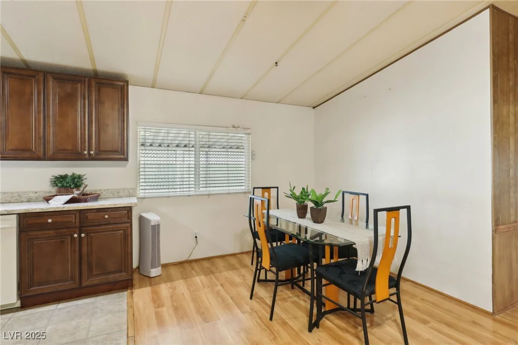 5448 Aldama, Las Vegas, NV 89122