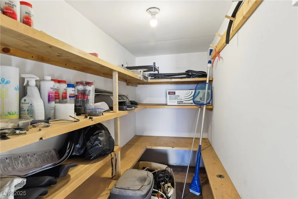 5448 Aldama, Las Vegas, NV 89122