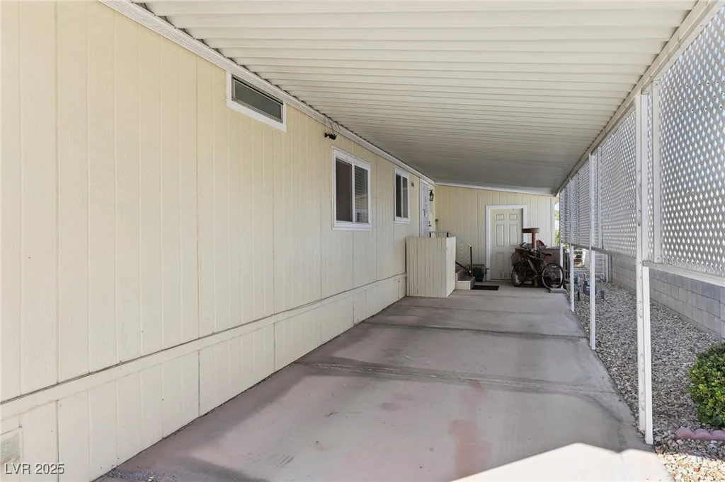 5448 Aldama, Las Vegas, NV 89122