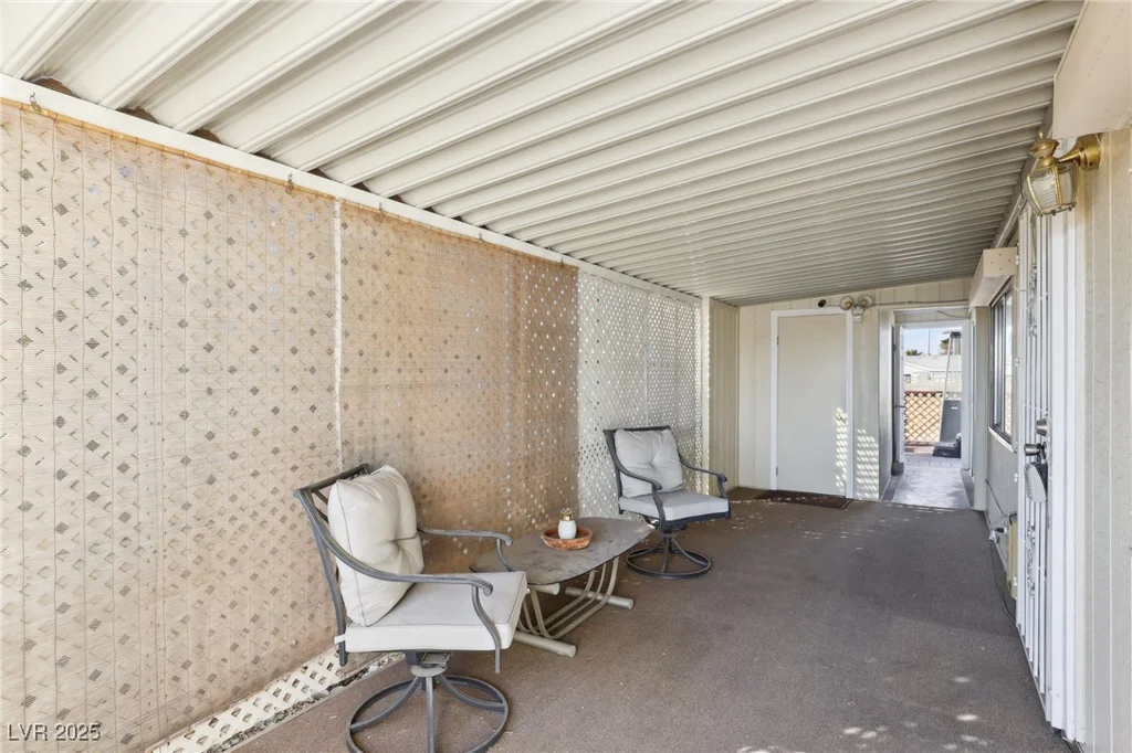 5448 Aldama, Las Vegas, NV 89122