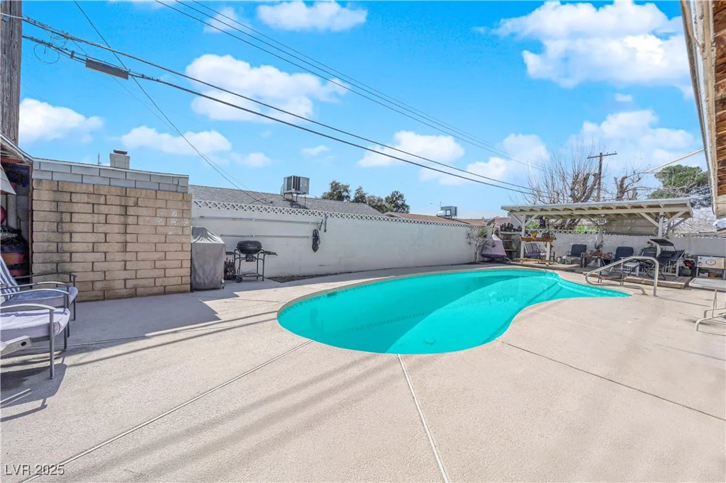4301 Fortune, Las Vegas, NV 89107