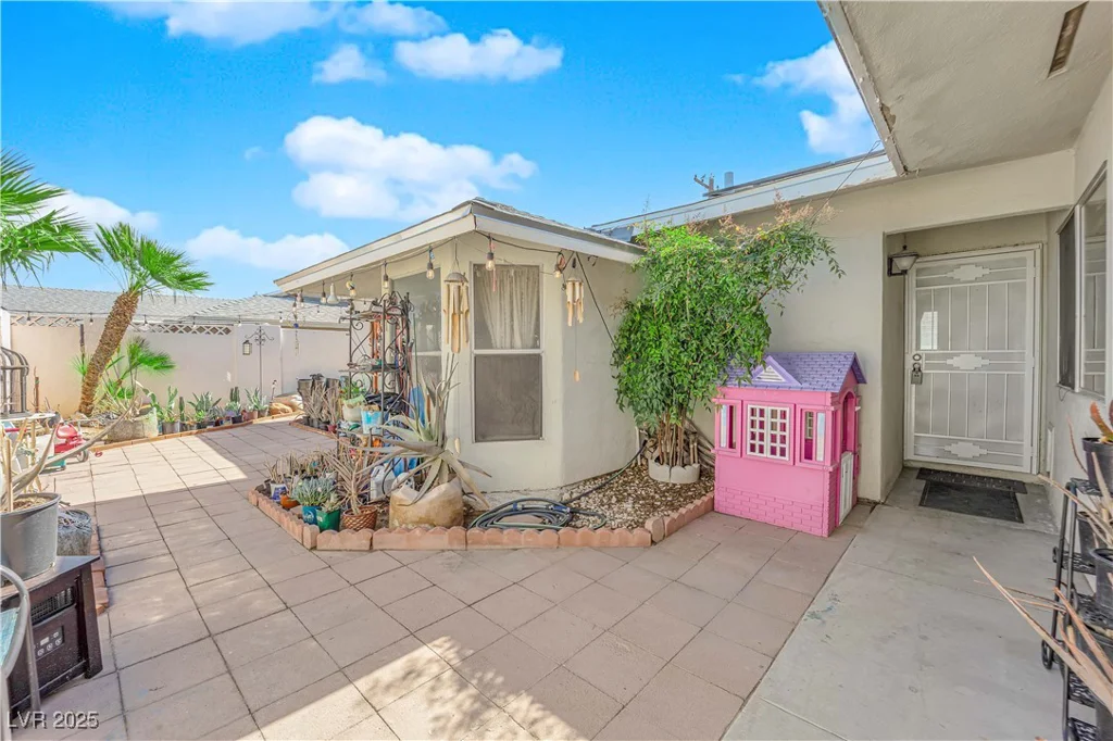 4301 Fortune, Las Vegas, NV 89107