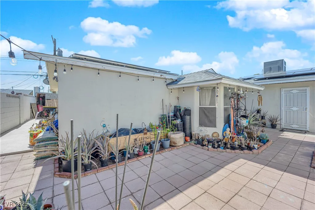 4301 Fortune, Las Vegas, NV 89107