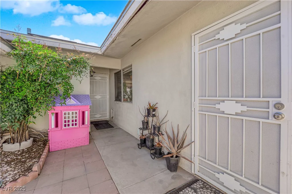 4301 Fortune, Las Vegas, NV 89107