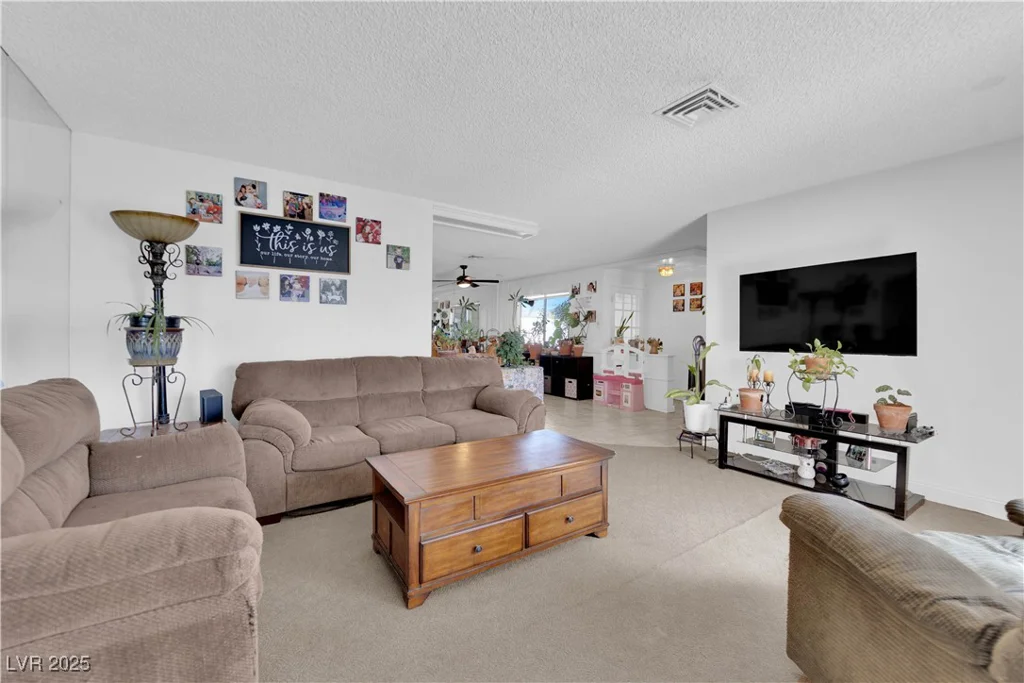 4301 Fortune, Las Vegas, NV 89107