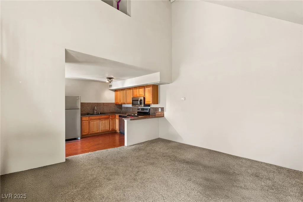 5166 Gray, Las Vegas, NV 89119