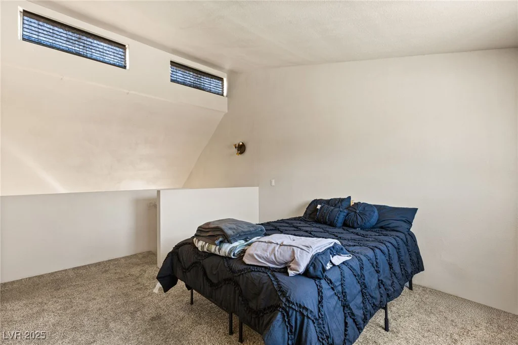 5166 Gray, Las Vegas, NV 89119