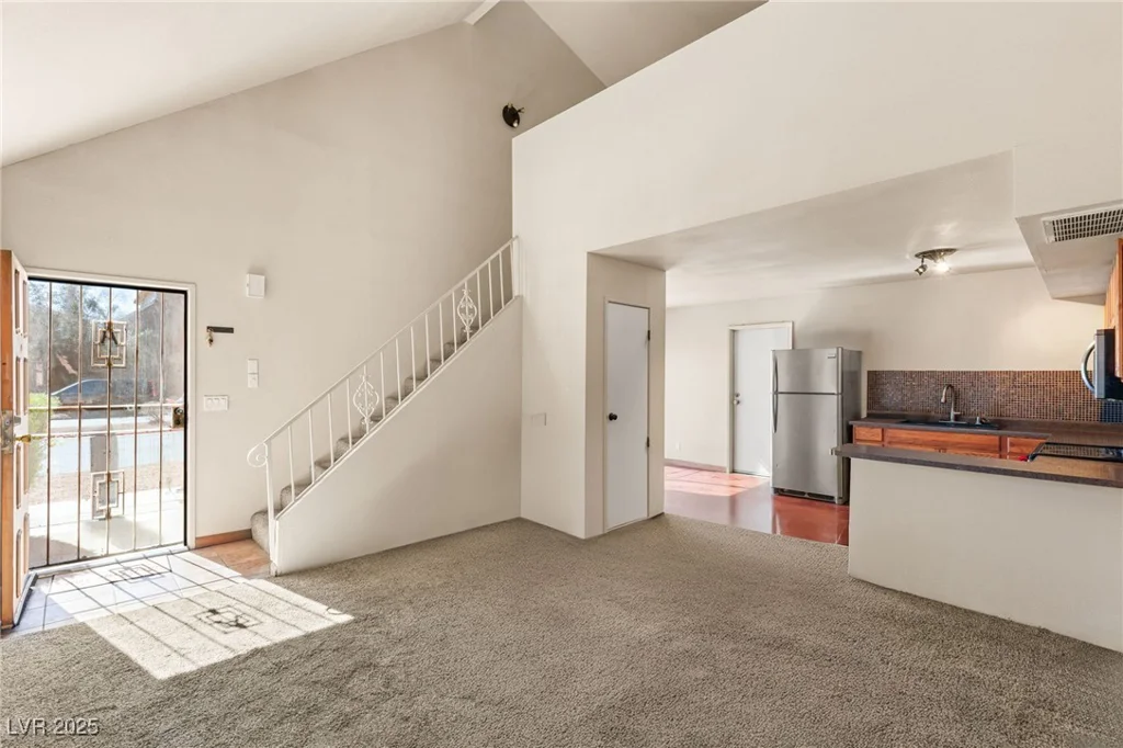 5166 Gray, Las Vegas, NV 89119