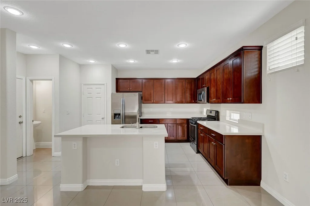 6190 Tillman Crest, Las Vegas, NV 89139
