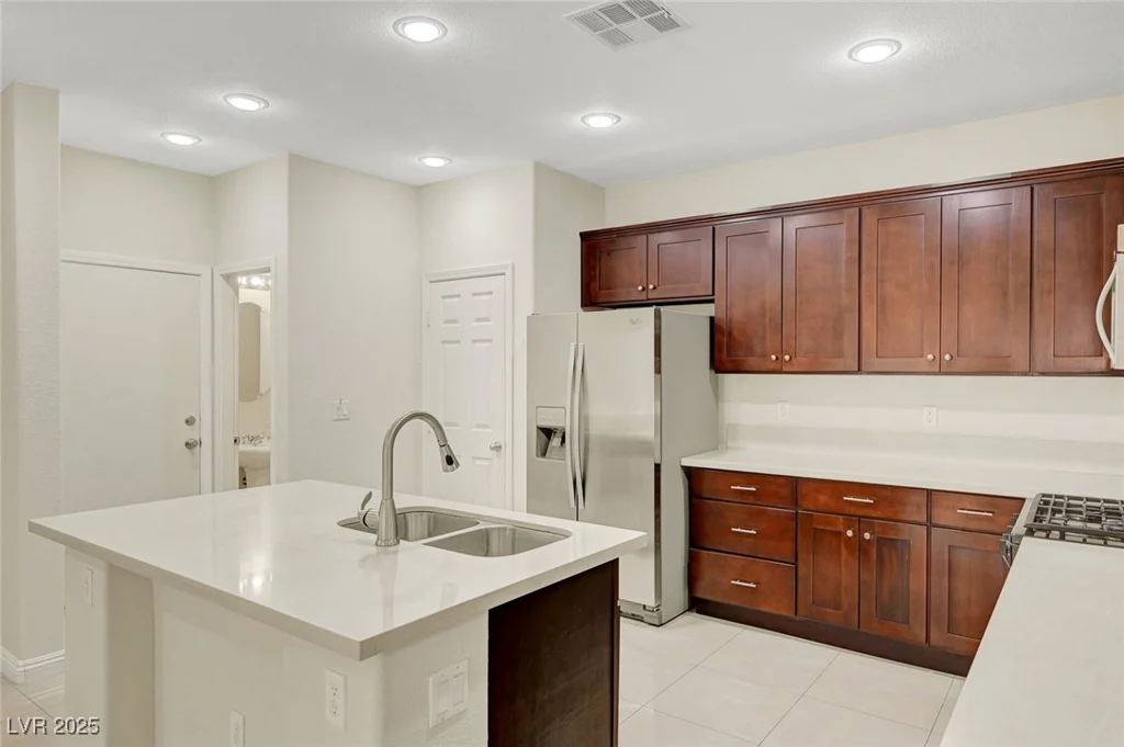 6190 Tillman Crest, Las Vegas, NV 89139