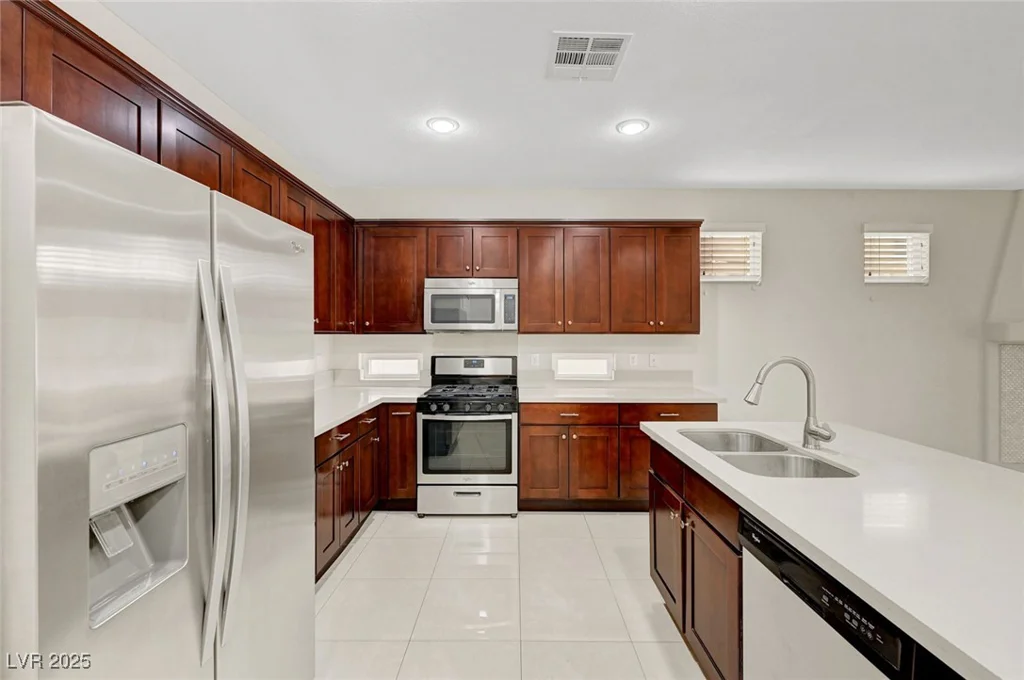 6190 Tillman Crest, Las Vegas, NV 89139