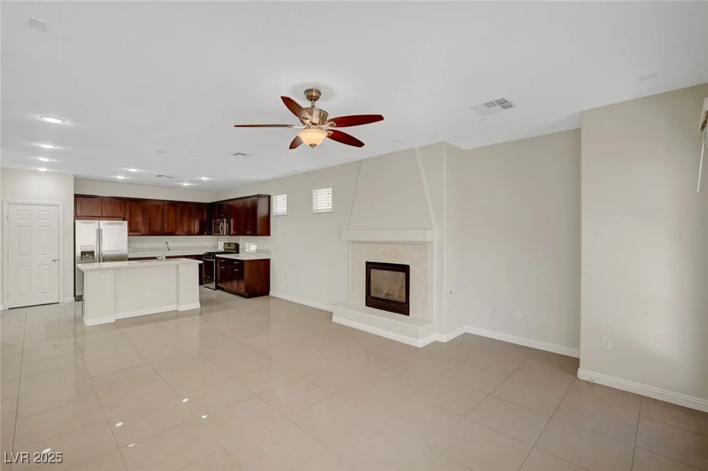 6190 Tillman Crest, Las Vegas, NV 89139