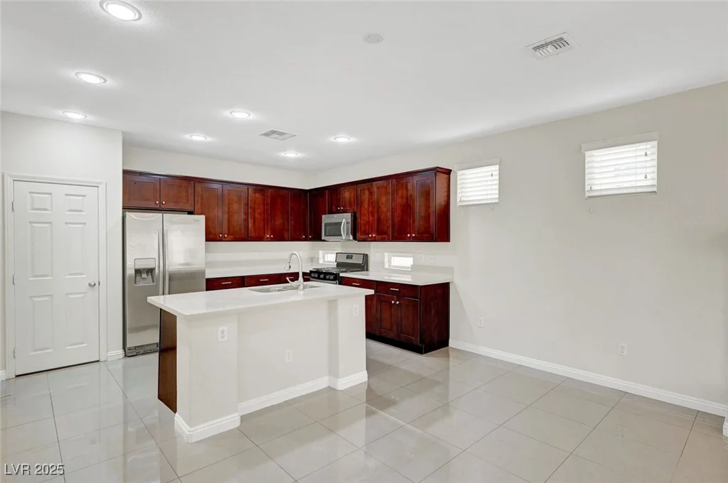 6190 Tillman Crest, Las Vegas, NV 89139