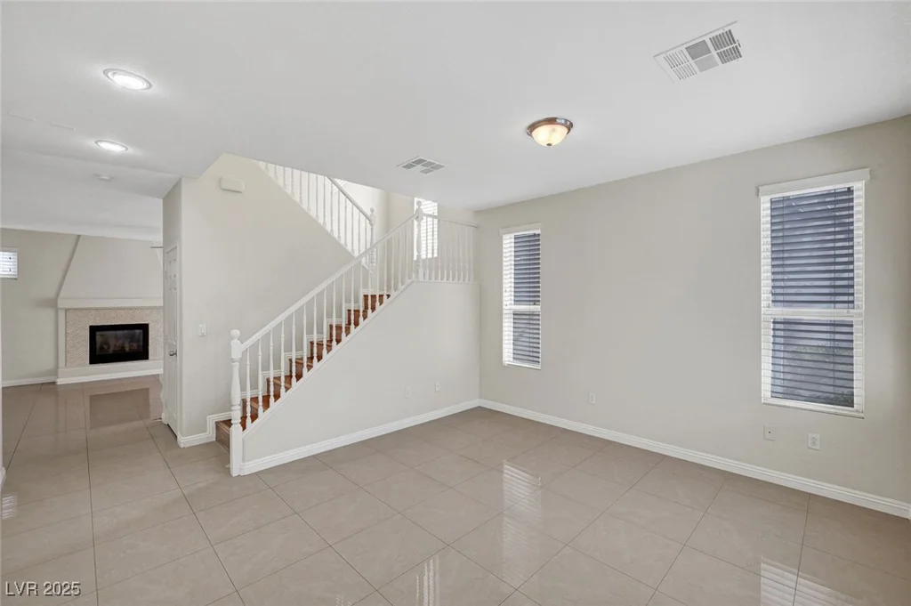 6190 Tillman Crest, Las Vegas, NV 89139