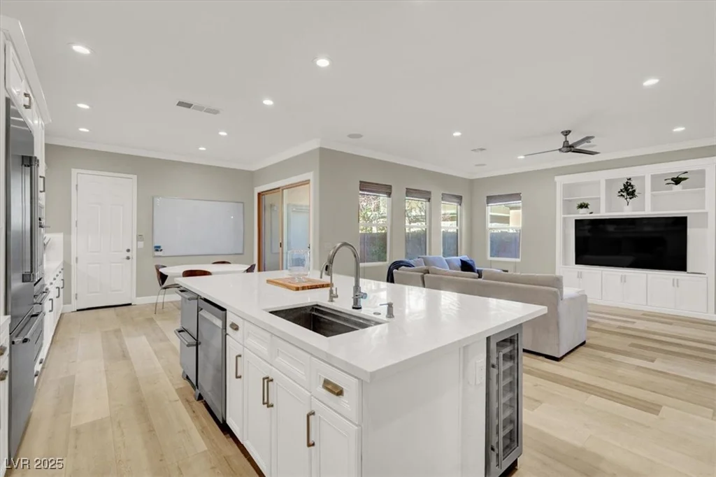 11354 Merado Peak, Las Vegas, NV 89135