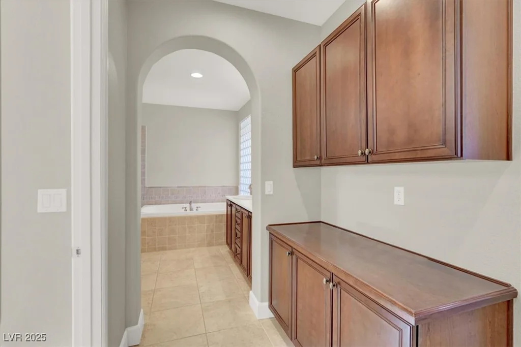 11354 Merado Peak, Las Vegas, NV 89135