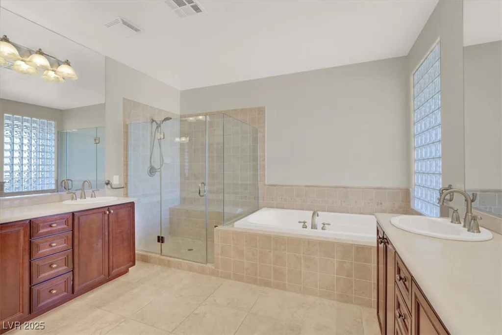 11354 Merado Peak, Las Vegas, NV 89135