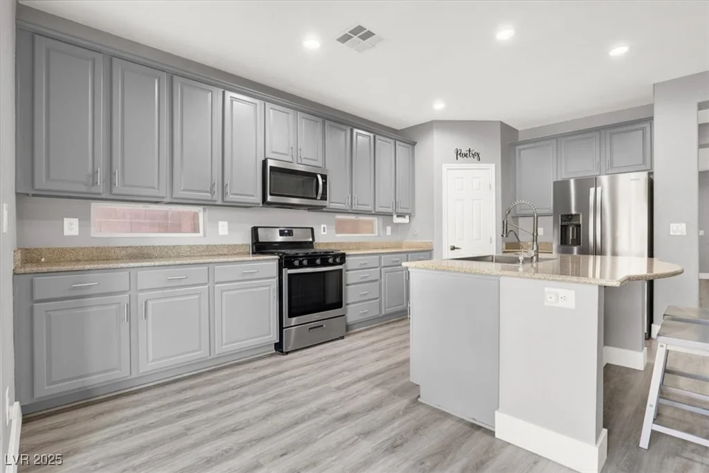 1016 Tropic Wind, North Las Vegas, NV 89081