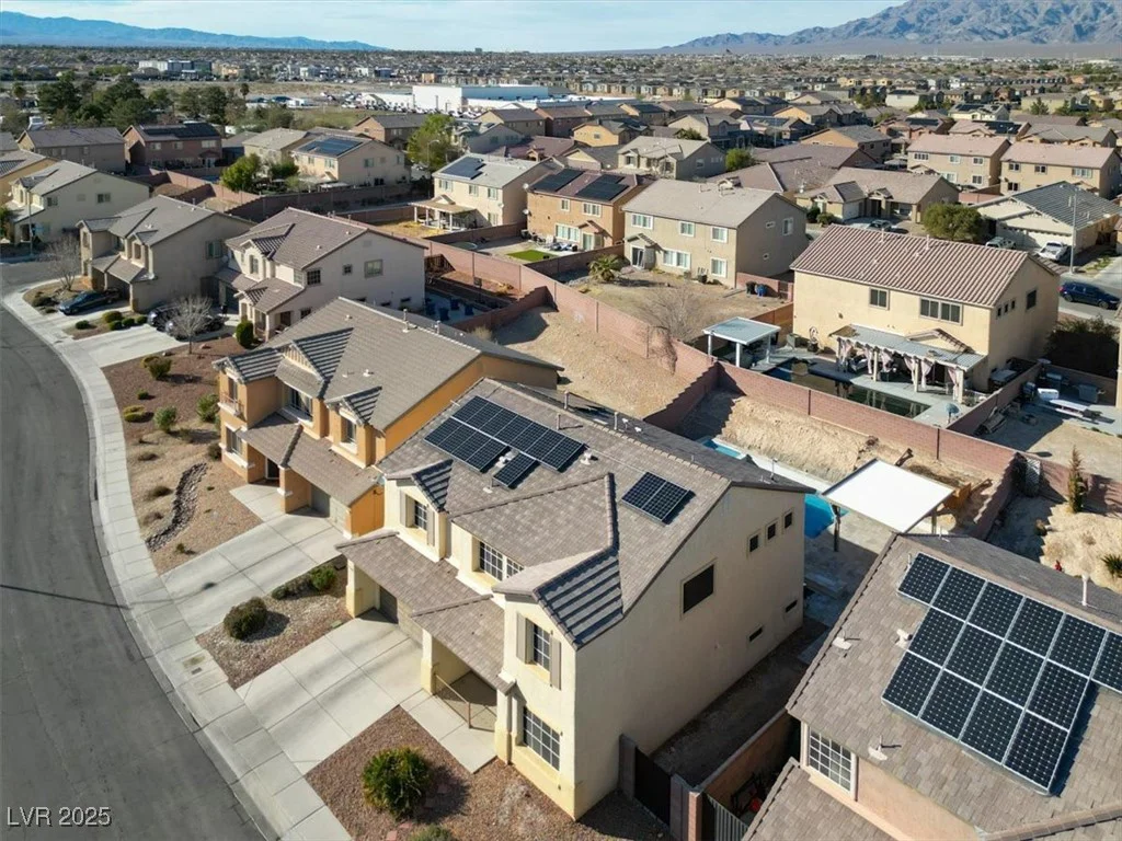 1016 Tropic Wind, North Las Vegas, NV 89081