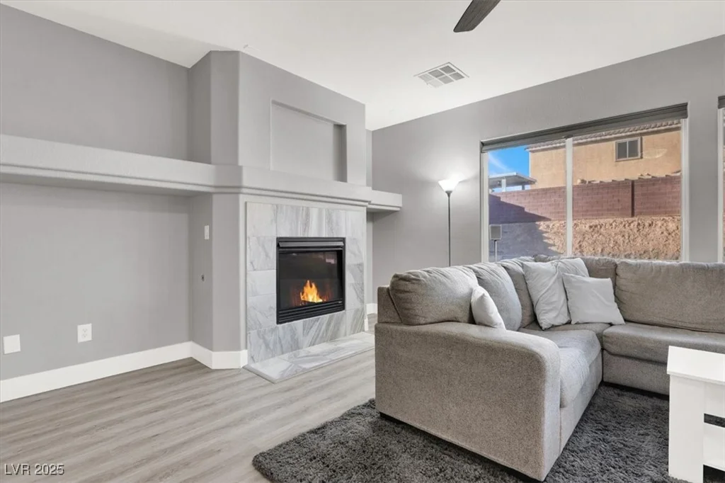1016 Tropic Wind, North Las Vegas, NV 89081