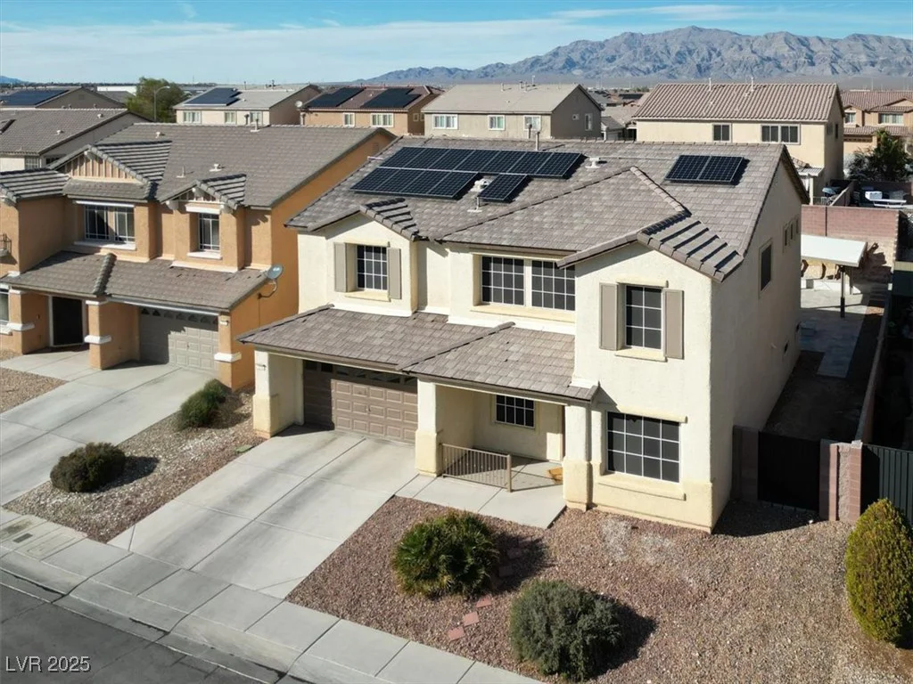1016 Tropic Wind, North Las Vegas, NV 89081