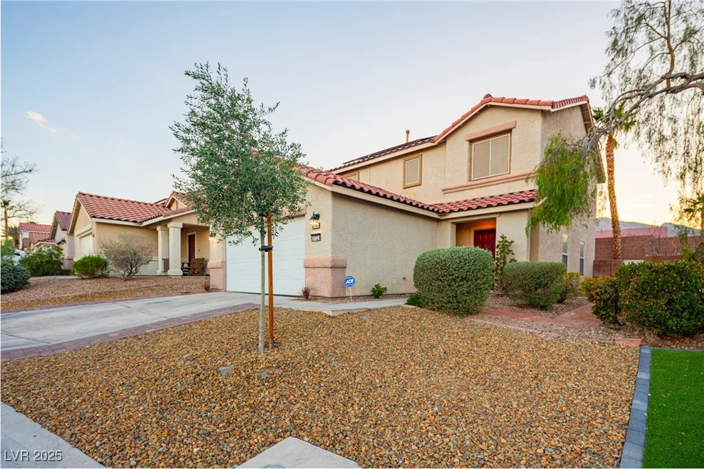 3725 Shanagolden, Las Vegas, NV 89129