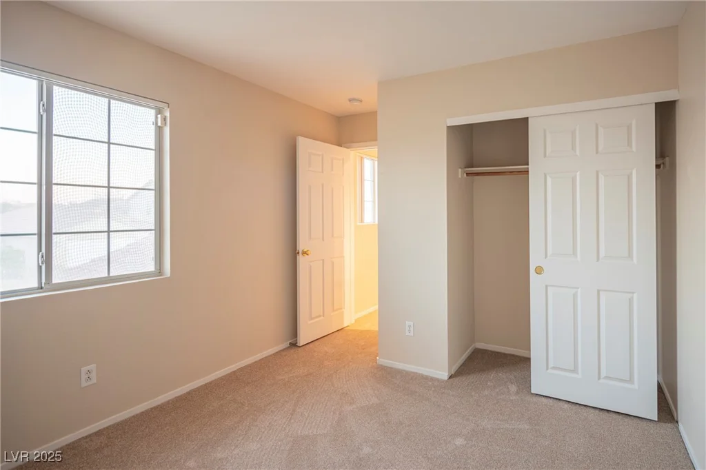 3725 Shanagolden, Las Vegas, NV 89129