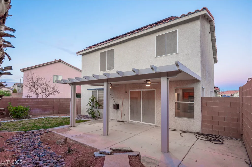 3725 Shanagolden, Las Vegas, NV 89129